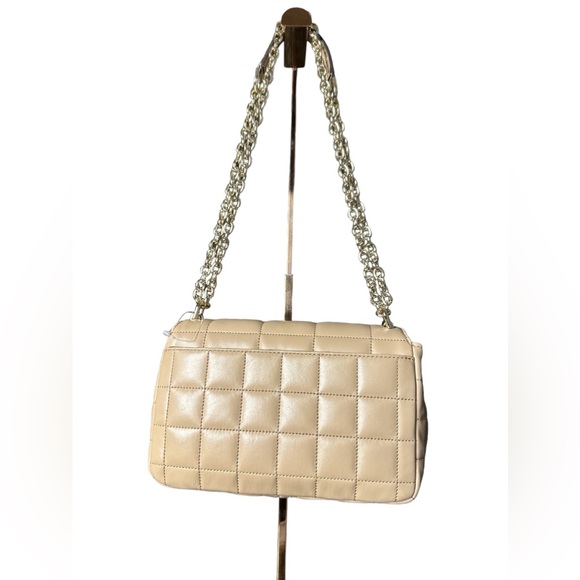 NWT Michael Kors SoHo Shoulder Bag Leather with Dust Bag - Picture 2 of 7